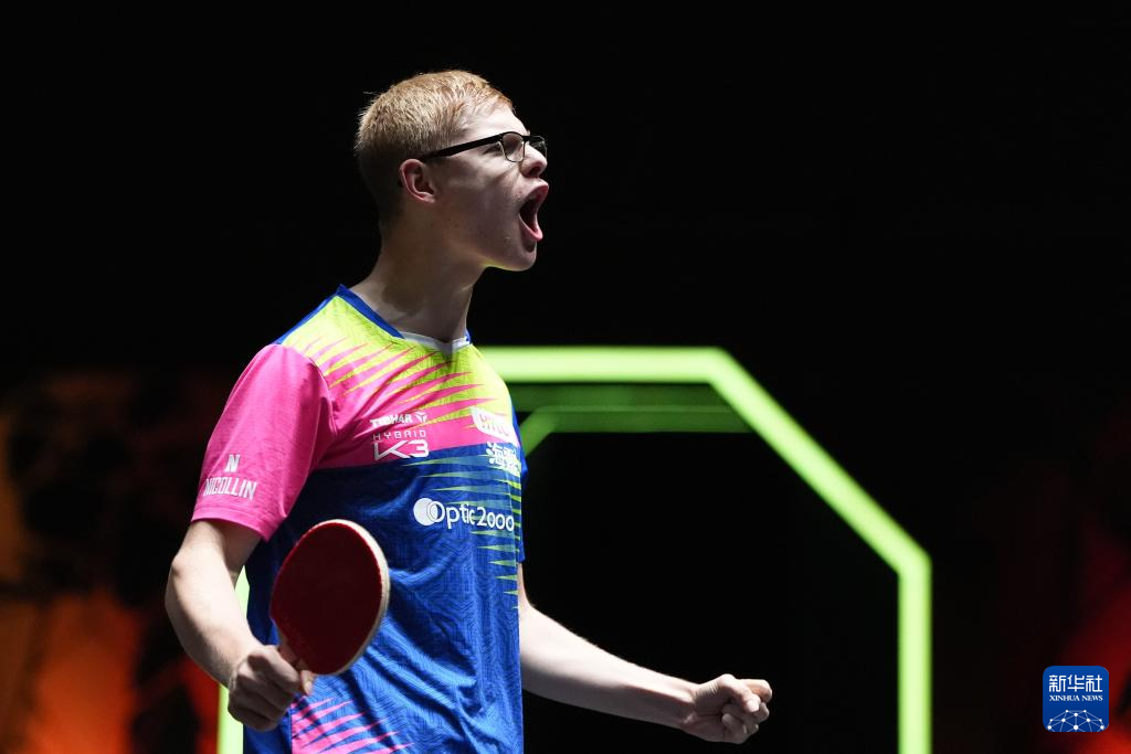 为他在泰国 为他在泰国